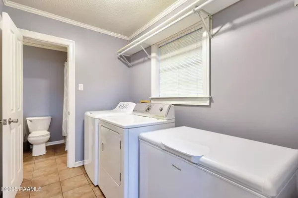 St. Martinville, LA 70582,1064 Bernis RD