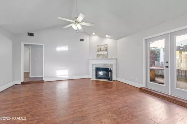 Youngsville, LA 70592,115 Meadow Glen DR