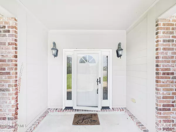 Breaux Bridge, LA 70517,1013 Gleaux DR