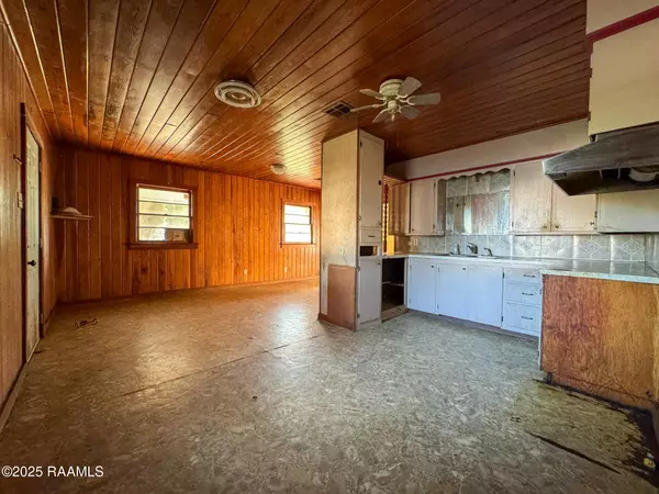 Crowley, LA 70526,1521 N Avenue H