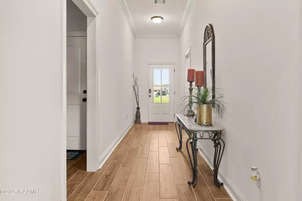 Youngsville, LA 70592,120 Sugar Crest DR