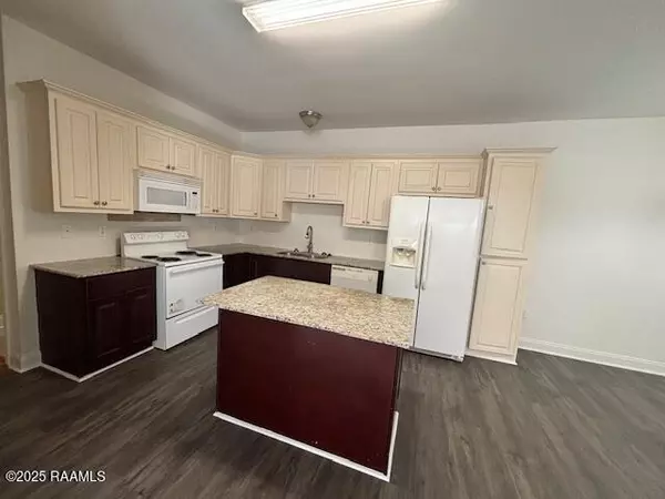 Baton Rouge, LA 70819,15085 Banff CT