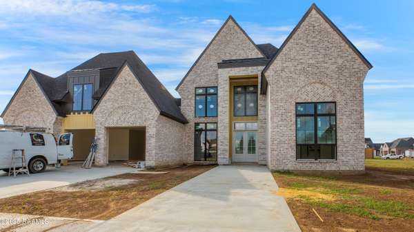 302 Sunset Palm CT, Youngsville, LA 70592