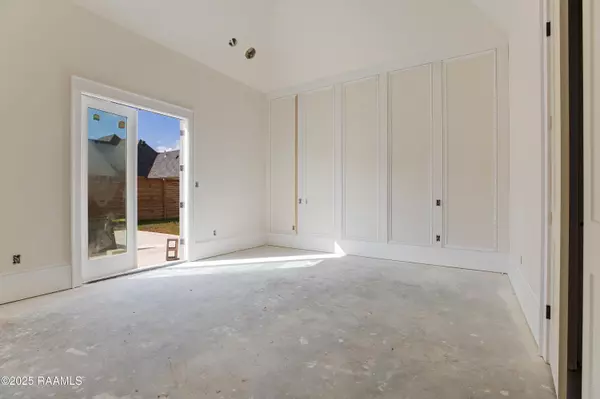 Youngsville, LA 70592,302 Sunset Palm CT