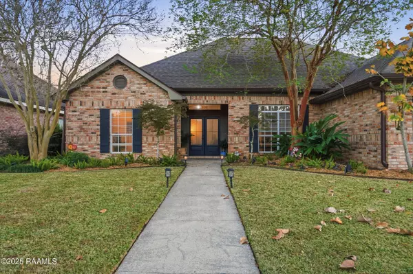 Youngsville, LA 70592,106 Wild Clover PL