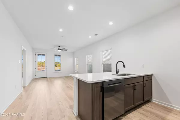 Scott, LA 70583,110 Ridgedale ALY