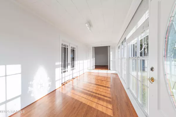 Lafayette, LA 70501,351 Moss ST