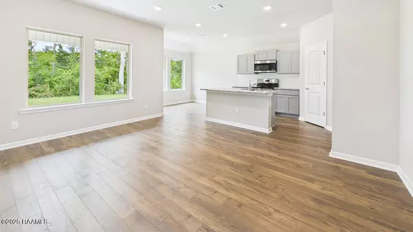 Maurice, LA 70555,143 Cottage Cove DR