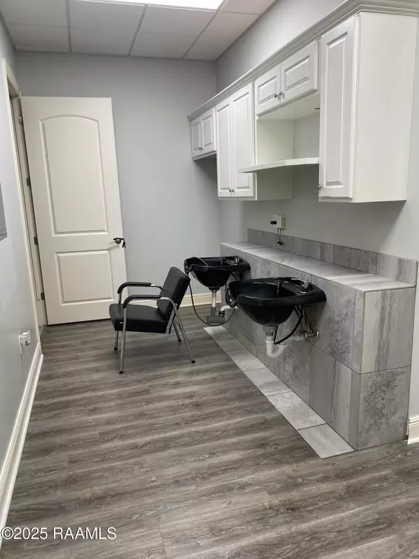 Youngsville, LA 70592,2761 E Milton East AVE #B-5