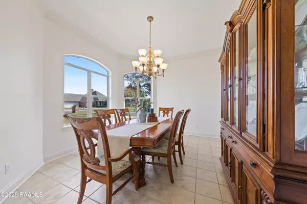 Lafayette, LA 70503,308 Woodbine DR