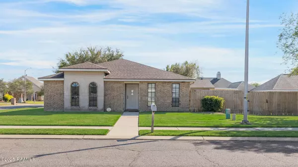 101 Silver Medal DR, Lafayette, LA 70506