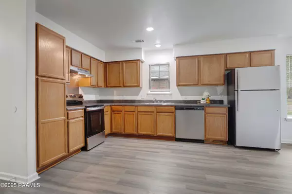 New Iberia, LA 70560,1012 West End DR