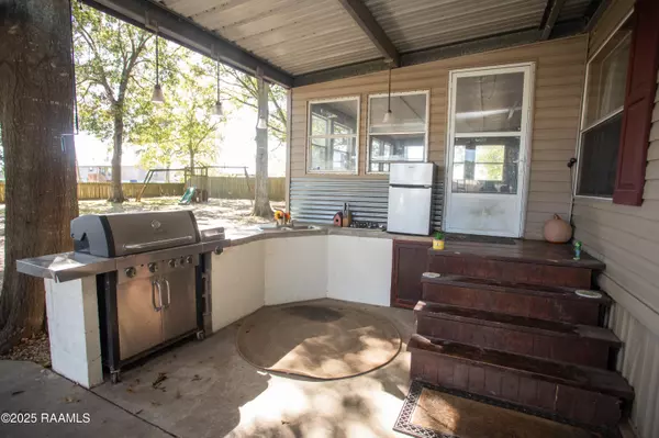 Rayne, LA 70578,164 Dove ST