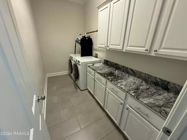 Youngsville, LA 70592,216 Golden Cypress DR