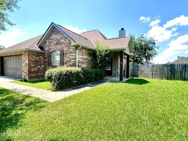 309 Stags Leap LN, Broussard, LA 70518