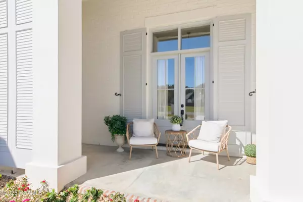 Lafayette, LA 70503,102 Queensland PL