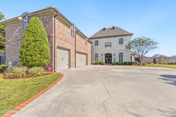 Breaux Bridge, LA 70517,144 Greenwood PL