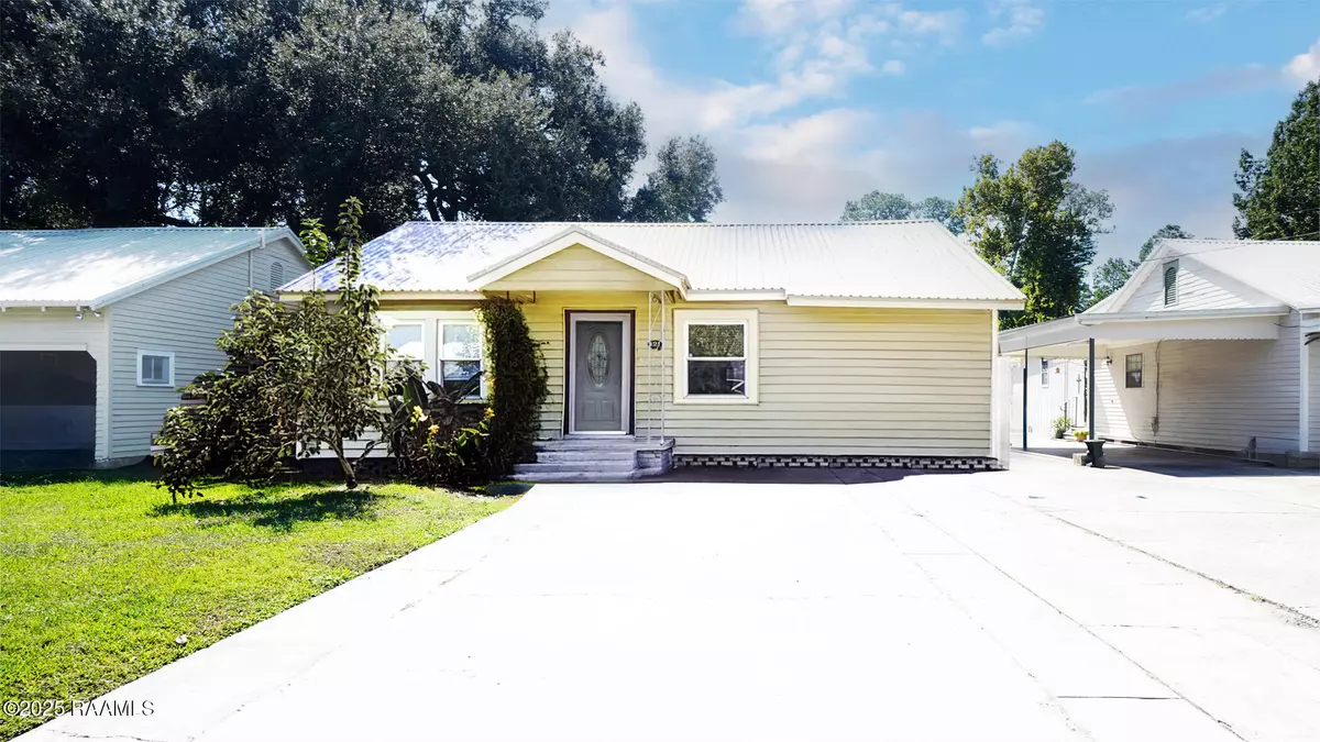 Opelousas, LA 70570,121 W Andrus AVE