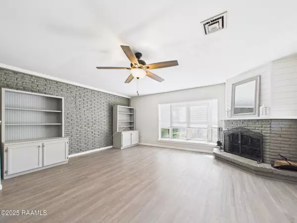 Lafayette, LA 70507,149 E Butcher Switch RD