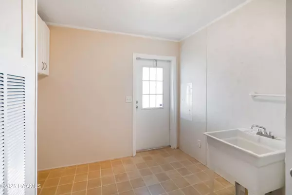 Youngsville, LA 70592,106 Breezy LN