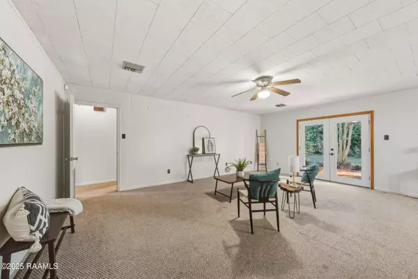 Crowley, LA 70526,273 E Hoyt AVE