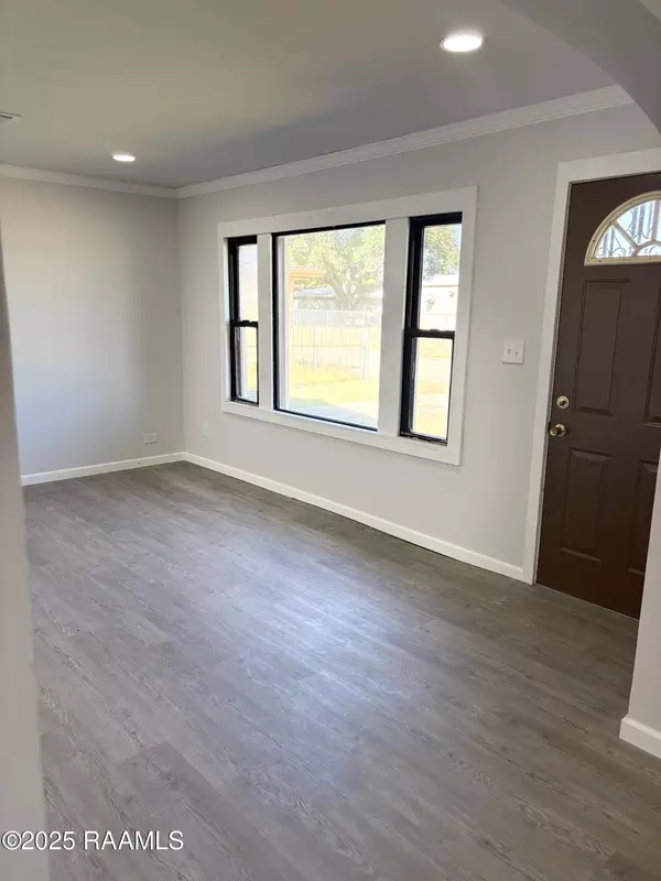 New Iberia, LA 70560,1012 Virginia ST