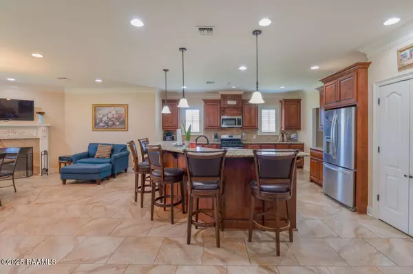 Bourg, LA 70343,181 Chase DR