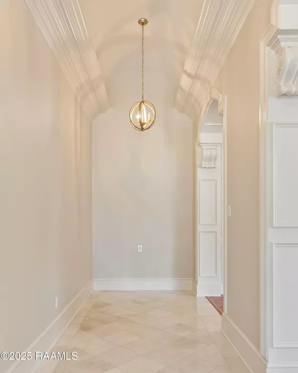 Lafayette, LA 70508,126 Enchanted Oak BLVD