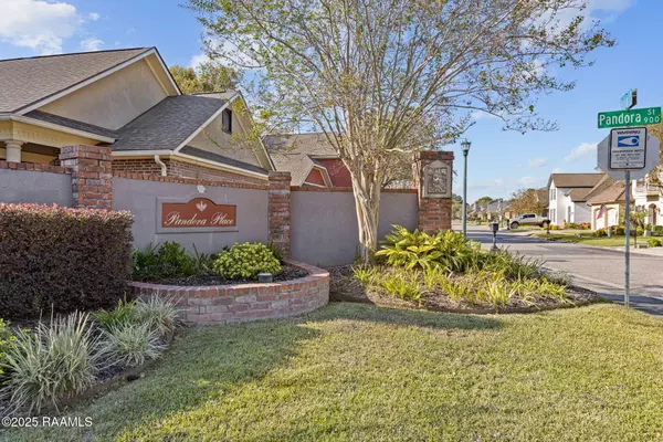 Lafayette, LA 70506,206 Pericles ST