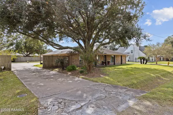 Scott, LA 70583,1009 Stephen ST
