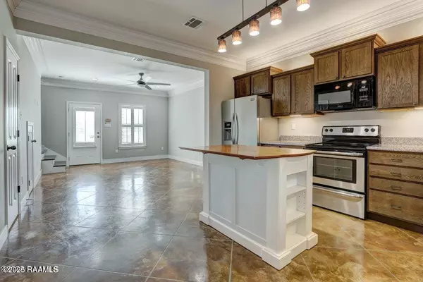 Lafayette, LA 70508,105 Flurry LN