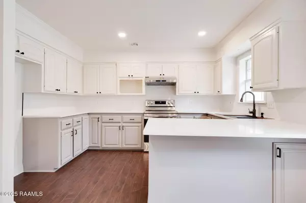 Lafayette, LA 70506,200 Leonie ST