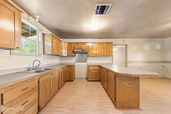 Mermentau, LA 70556,402 Fruge ST