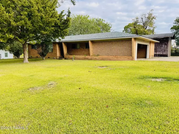 306 W Hill ST, Washington, LA 70589