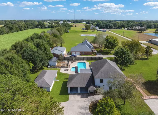 Abbeville, LA 70510,9324 Forest RD