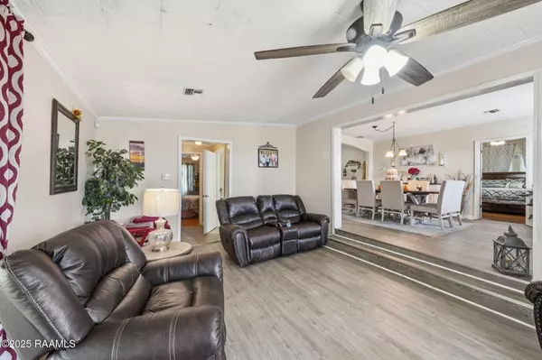 New Iberia, LA 70560,2001 Segura RD