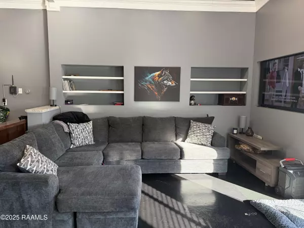 Youngsville, LA 70592,525i Austin RD