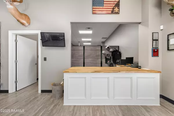 Broussard, LA 70518,425 St De Porres ST #C