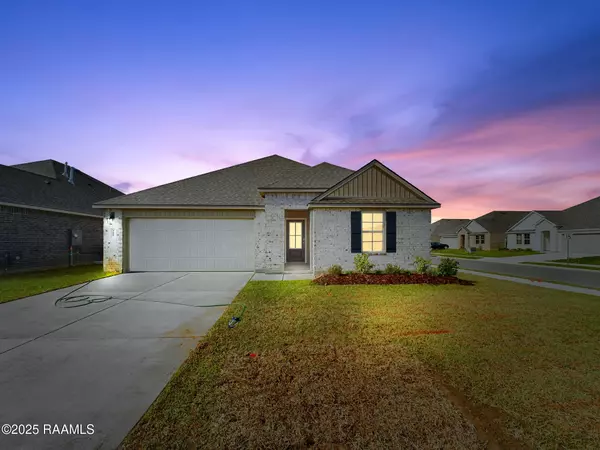 1518 Ashland RDG, New Iberia, LA 70560