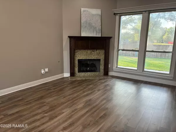 Youngsville, LA 70592,213 Woodhaven RD