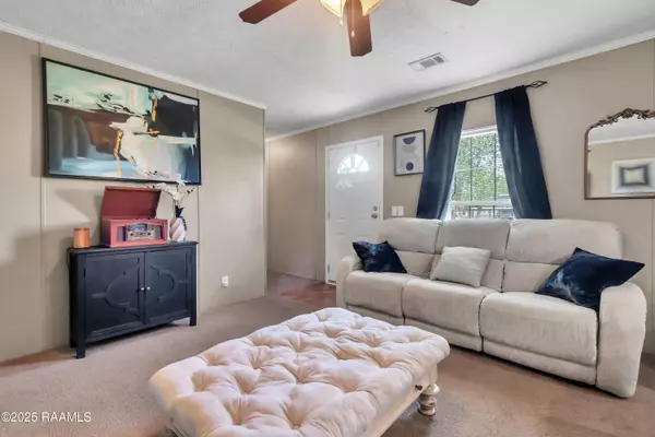 Duson, LA 70529,600 Austria RD