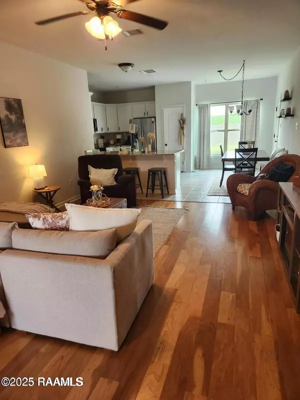 Youngsville, LA 70592,515 Gray Birch LOOP