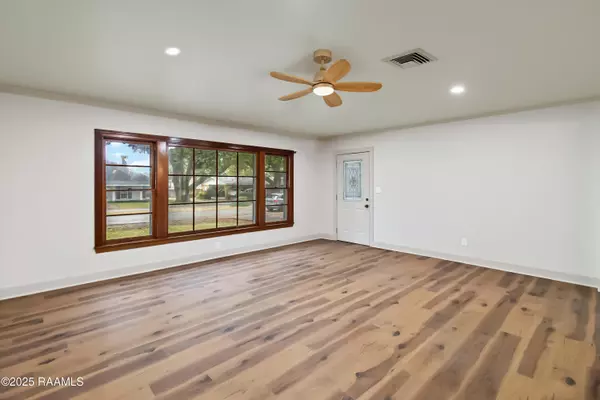 Lafayette, LA 70503,105 Teche DR