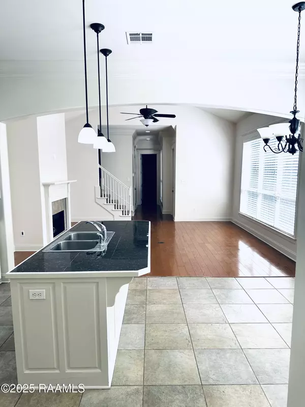 Lafayette, LA 70508,108 Laguna LN