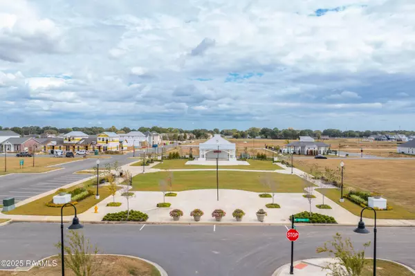 Scott, LA 70583,302 Villager AVE