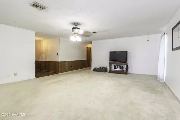 Lafayette, LA 70506,1000 Robert Lee CIR