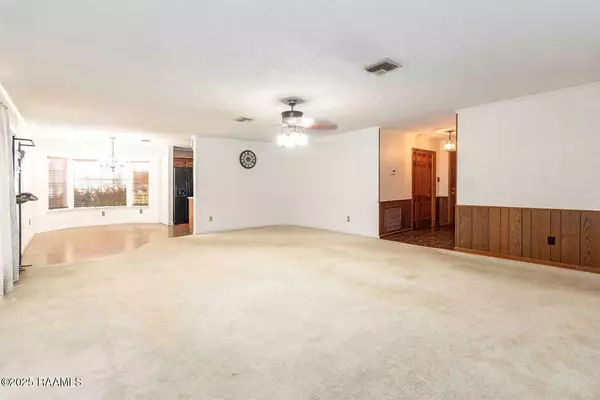 Lafayette, LA 70506,1000 Robert Lee CIR