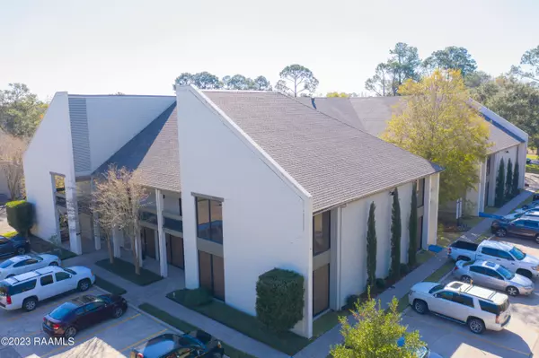 Lafayette, LA 70503,345 Doucet RD #218