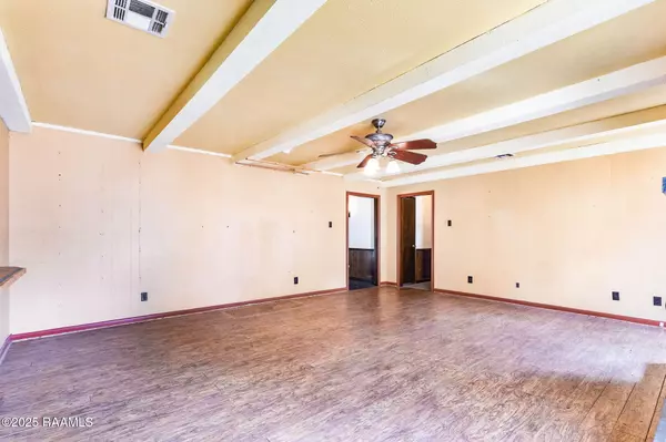 Lafayette, LA 70508,121 Aberdeen DR