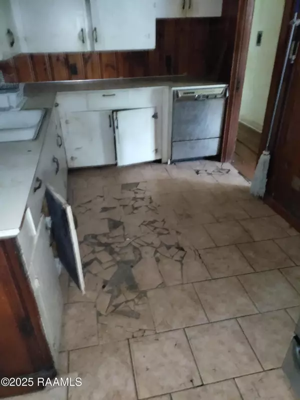 Franklin, LA 70538,821 Guidroz ST